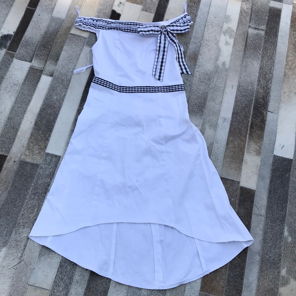Xoxo white dress Sz 5-6